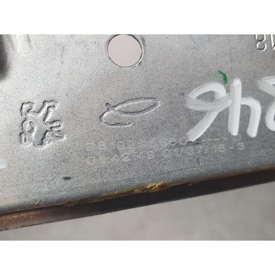 Elevalunas Trasero Derecho Para Peugeot 2008