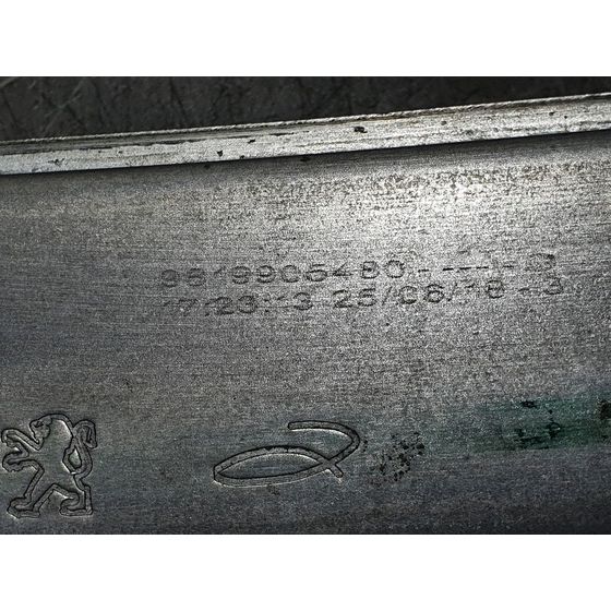 Elevalunas Delantero Derecho Para Peugeot 2008