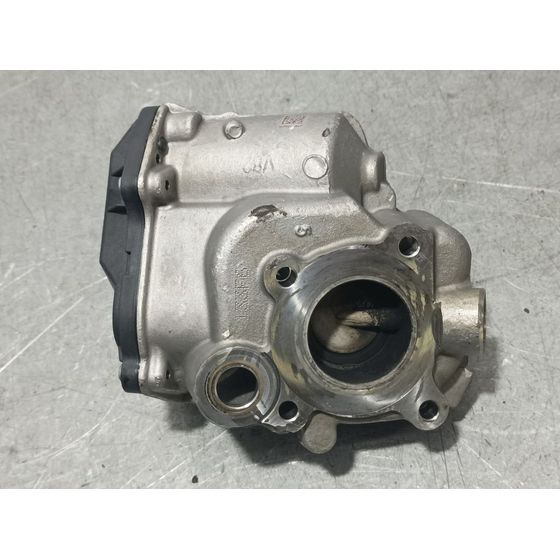Caja Mariposa Egr para Mercedes-Benz Clase C (W205) Familiar
