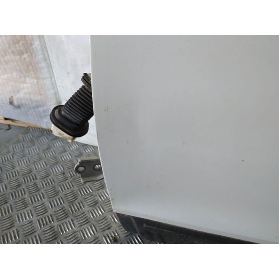 Puerta Delantera Izquierda Para Chevrolet Captiva