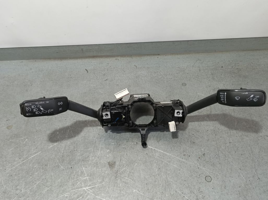 Mando Luces Y Limpia Para Skoda Superb