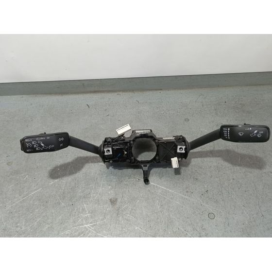 Mando Luces Y Limpia Para Skoda Superb