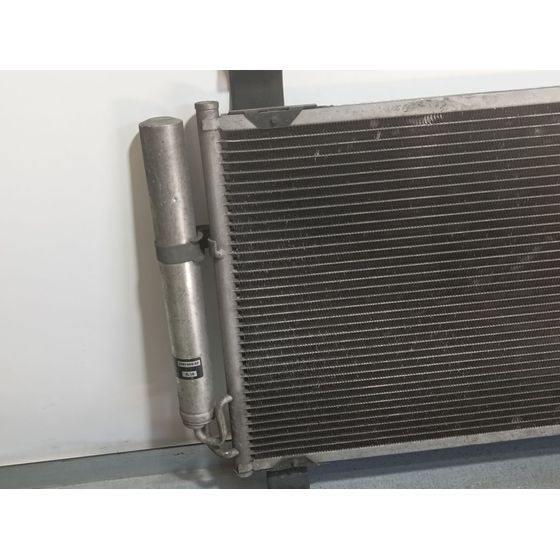 Condensador / Radiador Aire Acondicionado Para Mazda 6 Lim.