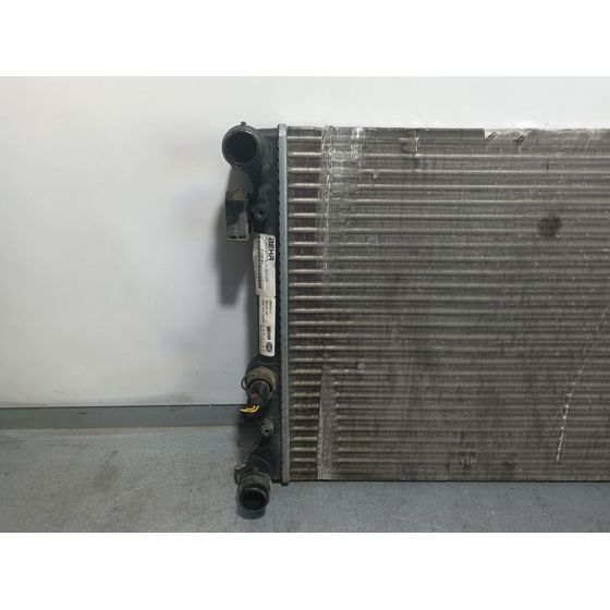 Radiador Agua Para Volkswagen Golf Iv Berlina