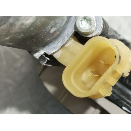 Elevalunas Delantero Derecho para Kia Rio (Yb)