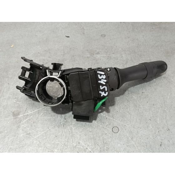 Mando Luces Para Toyota Yaris