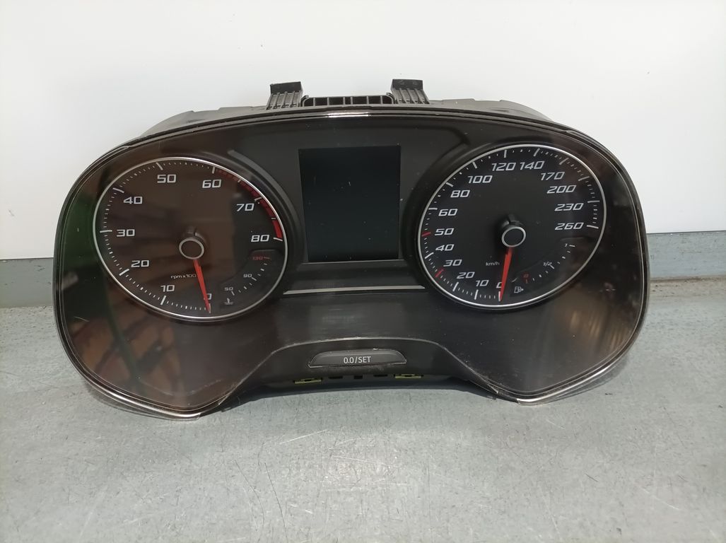 Cuadro Instrumentos Para Seat Ateca