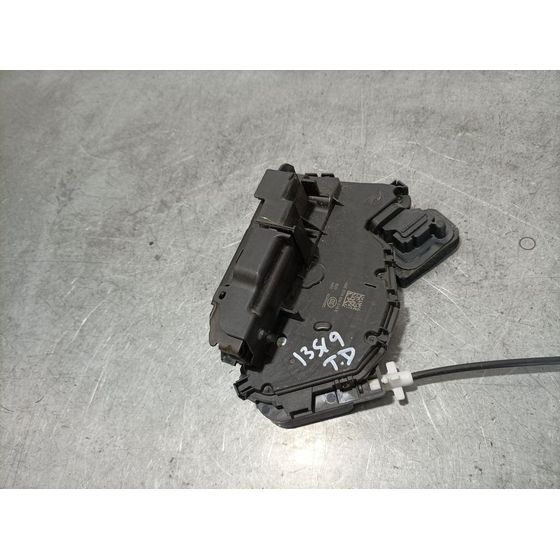 Cerradura Puerta Trasera Derecha Para Seat Ateca