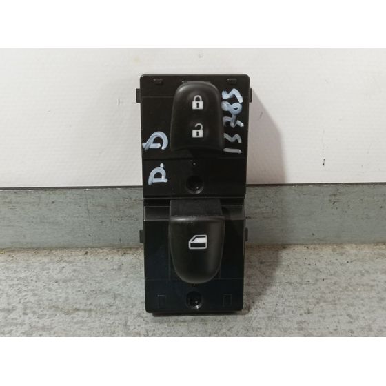 Mando Elevalunas Delantero Derecho para Nissan Micra V (K14)