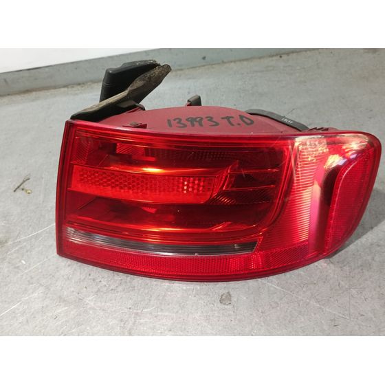Piloto Trasero Derecho Para Audi A4 Ber.