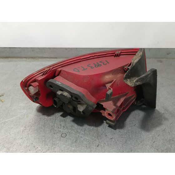 Piloto Trasero Derecho Para Audi A4 Ber.