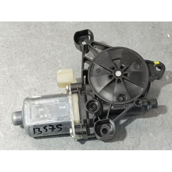 Motor Elevalunas Delantero Derecho para Skoda Superb (3V3)