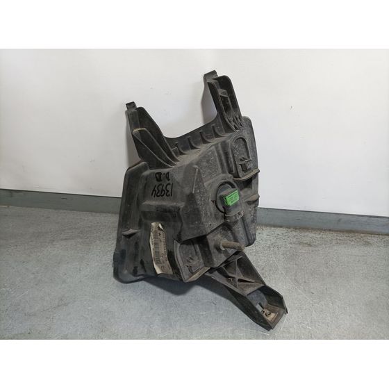 Faro Antiniebla Derecho para Peugeot 407 Sw