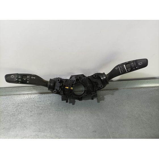 Mando Luces Y Limpia Para Hyundai I20 Coupe