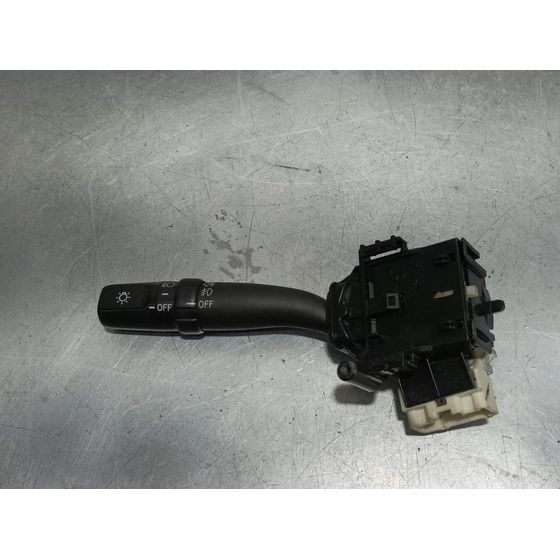 Mando Luces Para Toyota Avensis Berlina