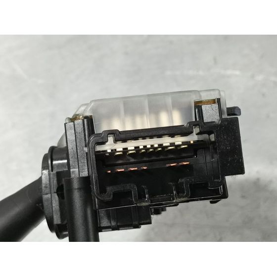 Mando Limpia Para Toyota Avensis Berlina