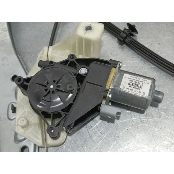 Elevalunas Delantero Derecho Para Citroen C4 Cactus