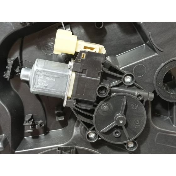 Elevalunas Delantero Derecho Para Ford Fiesta
