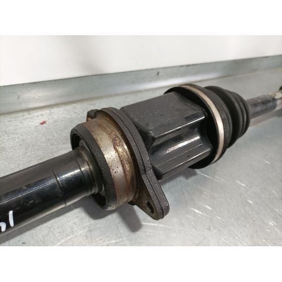 Transmision Delantera Derecha Para Toyota Avensis