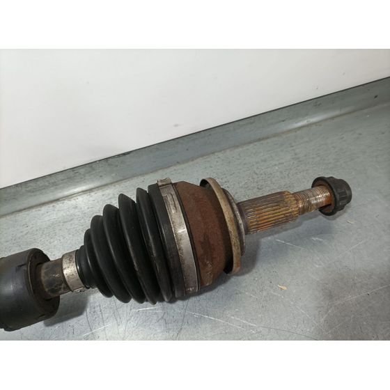 Transmision Delantera Derecha Para Toyota Avensis