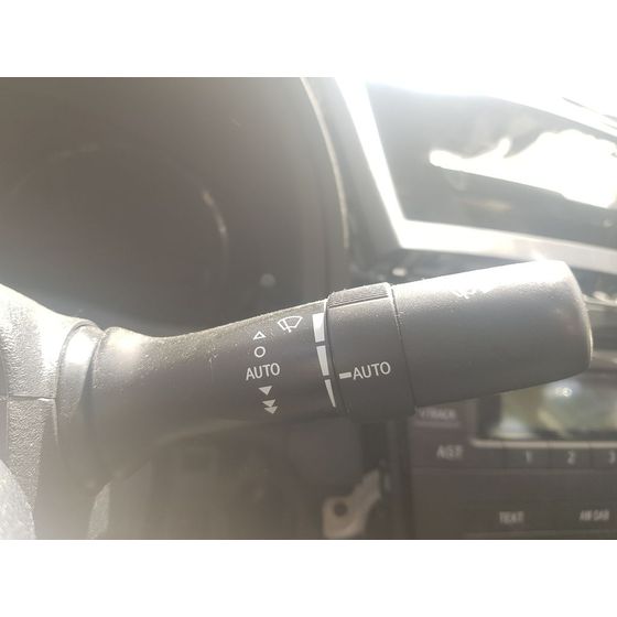 Mando Luces Y Limpia Para Toyota Avensis