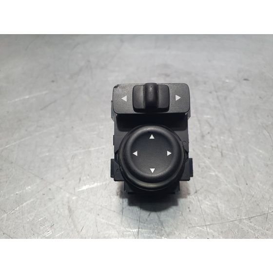 Mando Retrovisor para Nissan Micra V (K14)