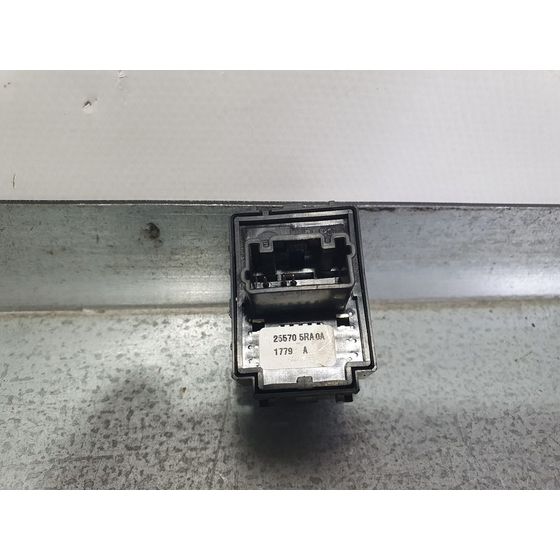 Mando Retrovisor para Nissan Micra V (K14)