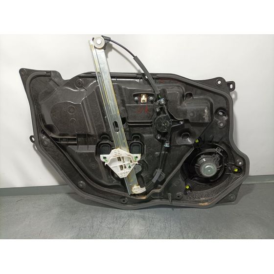 Elevalunas Delantero Derecho para Mazda 2 Lim.