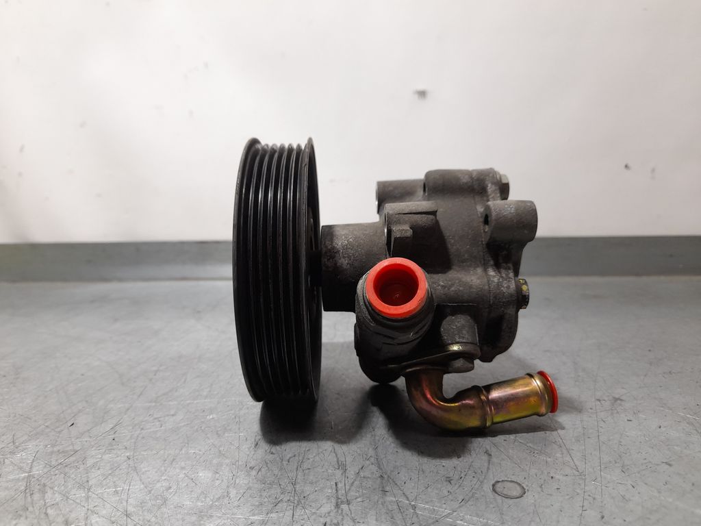 Bomba Direccion Para Skoda Octavia Berlina