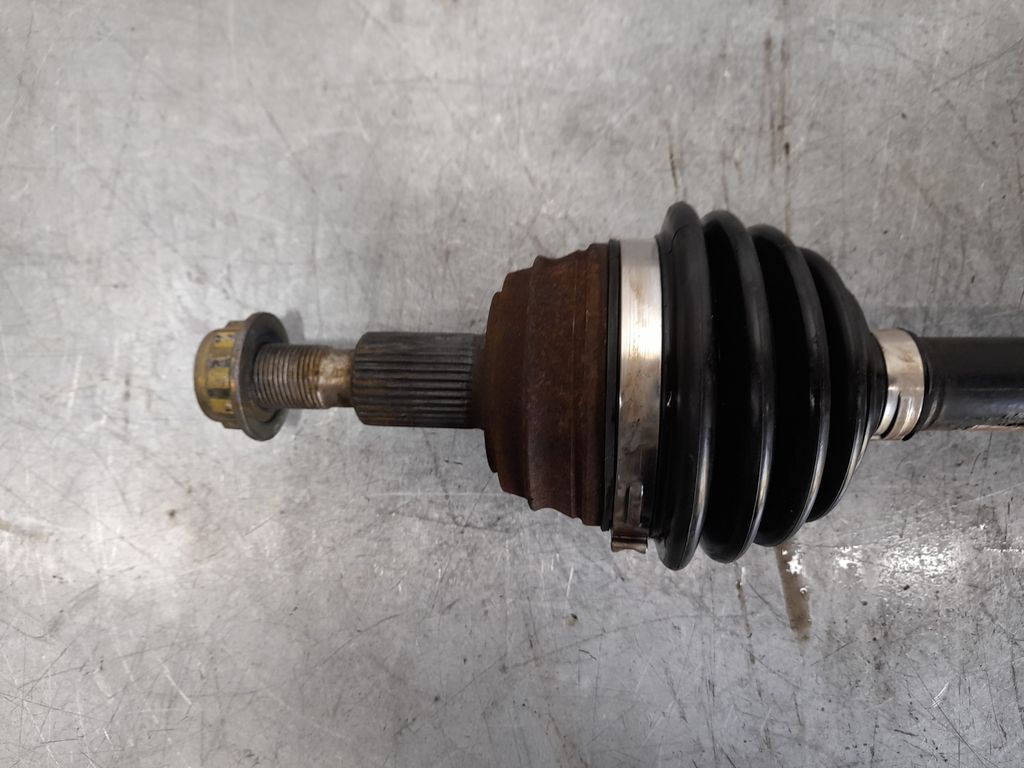 Transmision Delantera Izquierda Para Skoda Octavia Berlina