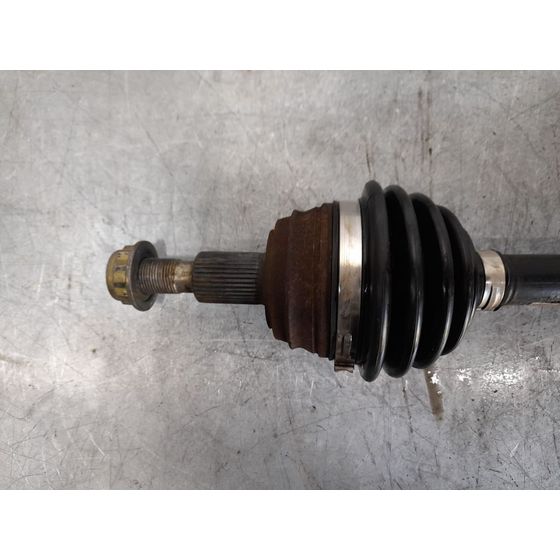 Transmision Delantera Izquierda Para Skoda Octavia Berlina