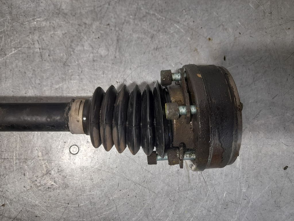 Transmision Delantera Izquierda Para Skoda Octavia Berlina