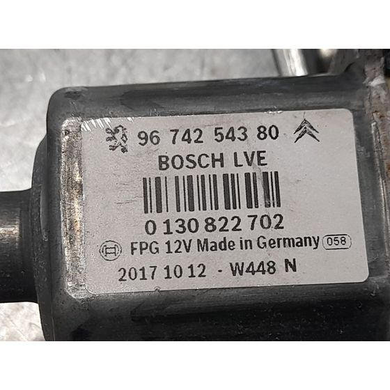 Elevalunas Delantero Derecho Para Peugeot 208