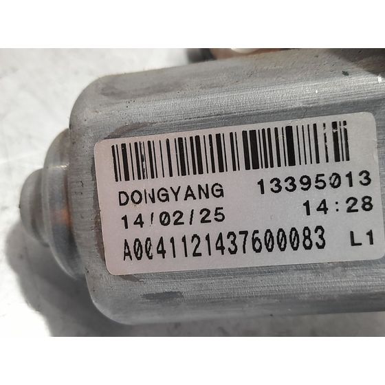 Motor Limpia Trasero Para Opel Astra J Lim.