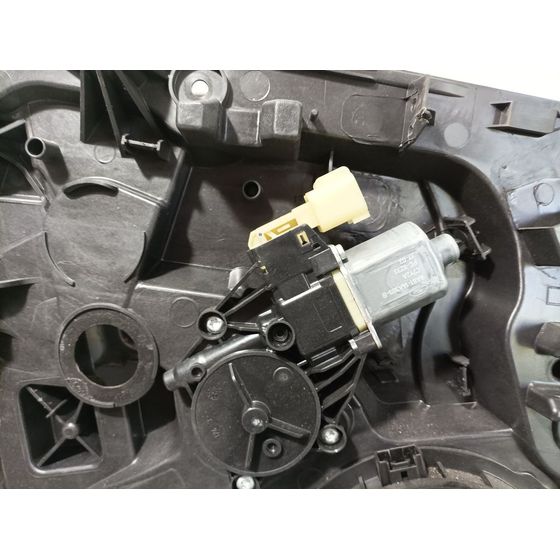 Elevalunas Delantero Izquierdo Para Ford Fiesta
