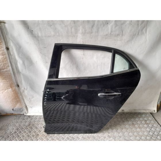 Puerta Trasera Izquierda Para Renault Megane Iv Berlina 5P