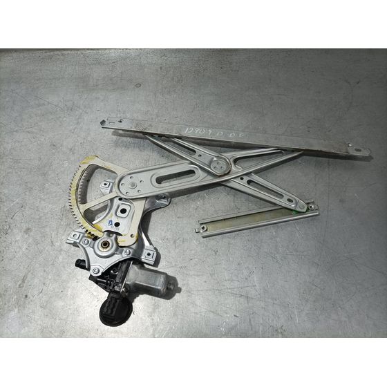Elevalunas Delantero Derecho Para Toyota Yaris
