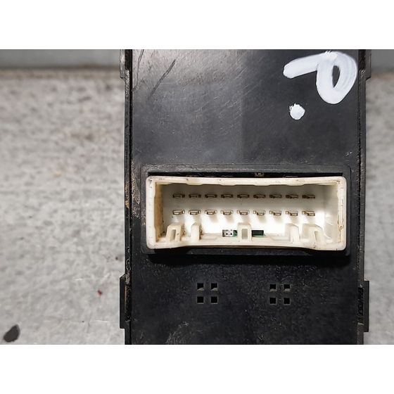 Mando Elevalunas Delantero Izquierdo Para Hyundai I10