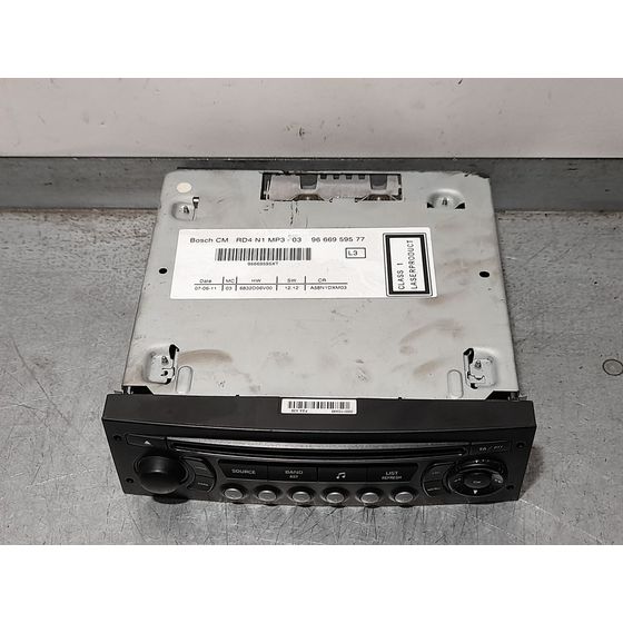 Sistema Audio / Radio Cd Para Peugeot 3008