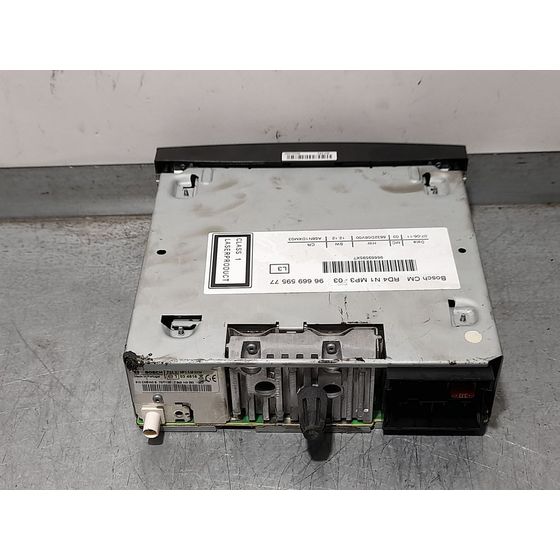 Sistema Audio / Radio Cd Para Peugeot 3008