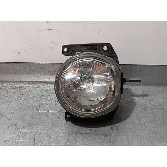 Faro Antiniebla Derecho Para Peugeot Bipper