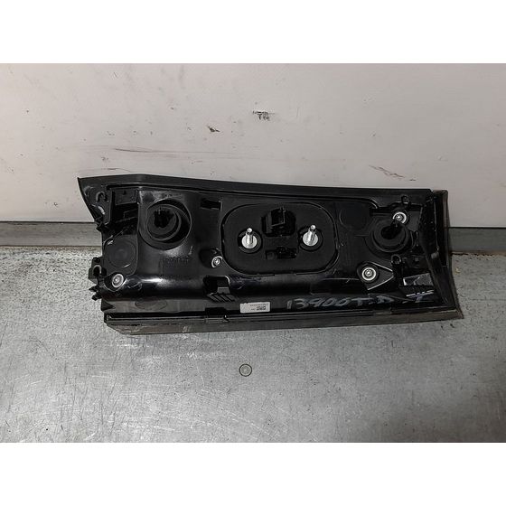 Piloto Trasero Derecho Para Peugeot 2008