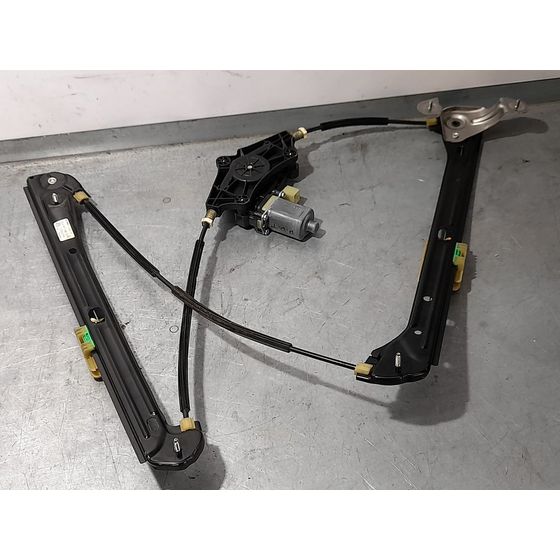 Elevalunas Delantero Derecho Para Volkswagen Golf Vii Lim.