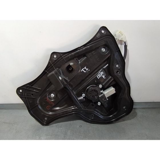 Elevalunas Trasero Izquierdo Para Mazda 3 Lim.