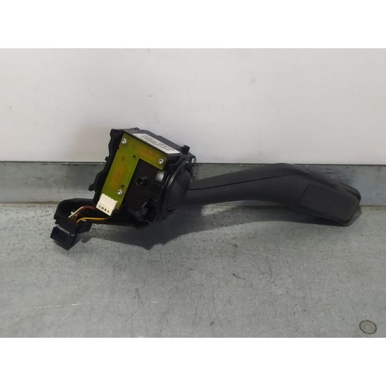 Mando Intermitentes Para Volkswagen Golf V Berlina