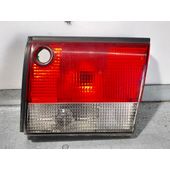 Piloto Trasero Derecho Para Saab 900 Berlina