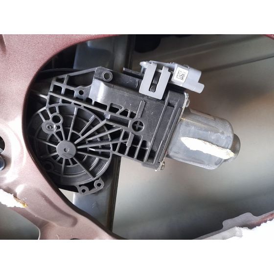 Elevalunas Delantero Derecho Para Citroen C4 Lim.