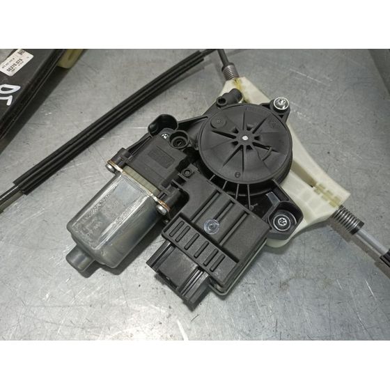 Elevalunas Delantero Izquierdo Para Seat Ibiza