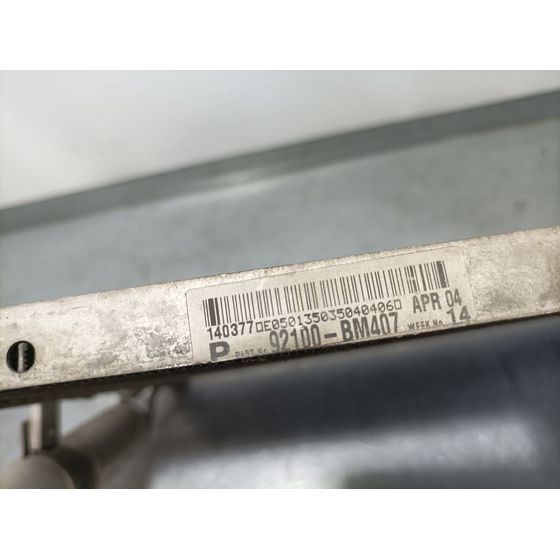 Condensador / Radiador Aire Acondicionado para Nissan Almera (N16/E)