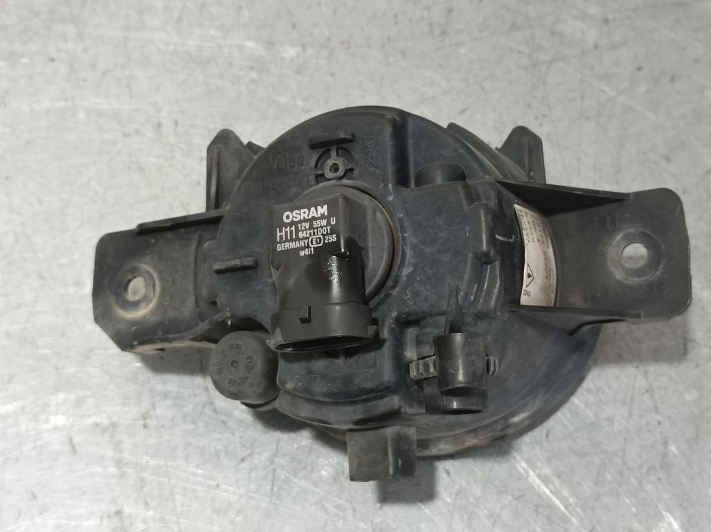 Faro Antiniebla Izquierdo Para Nissan Almera